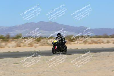 media/Apr-15-2022-Apex Assassins (Fri) [[9fb2e50610]]/Trackday Level 1/Session 2/Speed Shots/